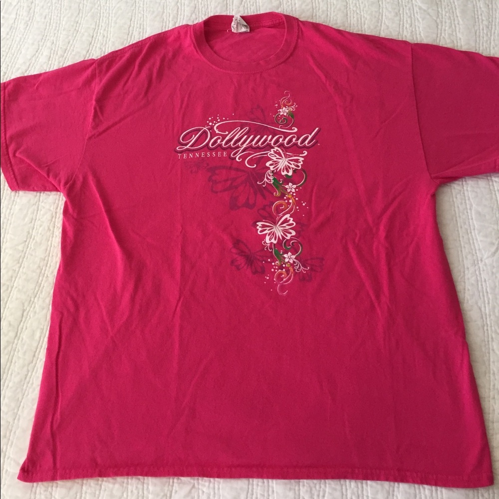 Fun Pink Dolly Parton Dollywood T-shirt  XL